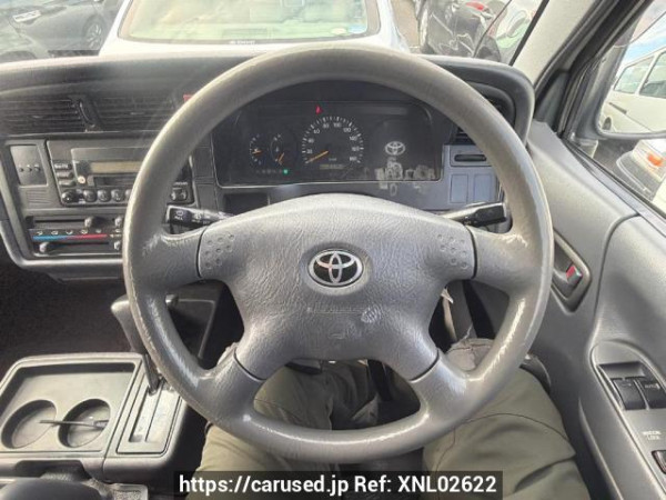 Used 2002 AT toyota hiace-wagon RZH111G Image[13]