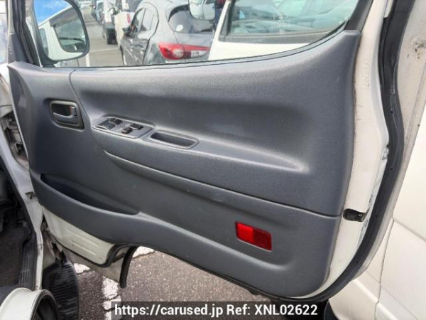 Used 2002 AT toyota hiace-wagon RZH111G Image[17]