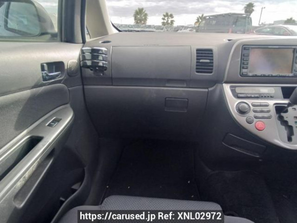 Used 2003 AT toyota wish ZNE10G Image[19]