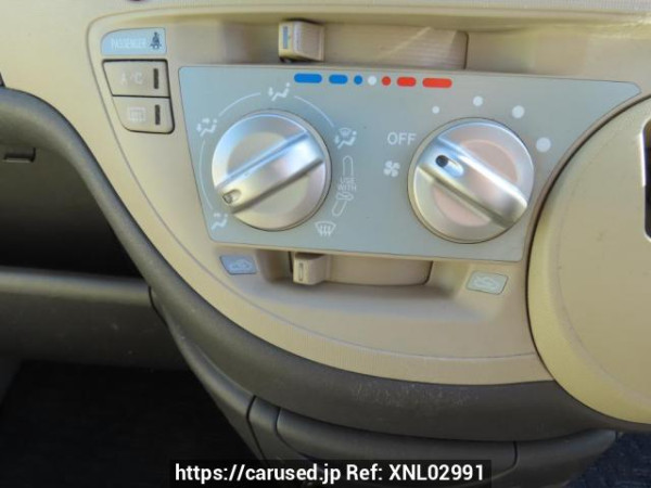 Used 2004 AT toyota sienta NCP81G Image[31]