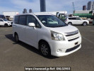 Toyota Noah ZRR70W
