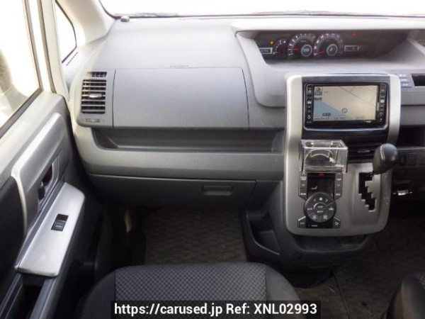 Used 2008 AT toyota noah ZRR70W Image[20]