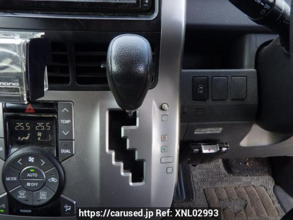 Used 2008 AT toyota noah ZRR70W Image[26]