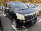 Toyota Noah ZRR70G