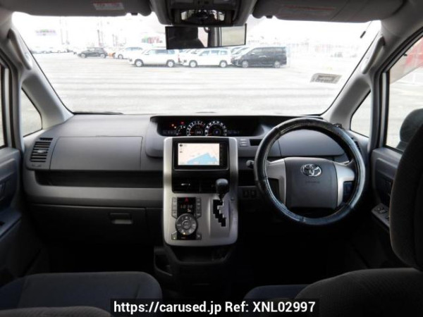 Used 2008 AT toyota noah ZRR70G Image[18]