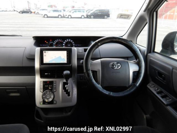 Used 2008 AT toyota noah ZRR70G Image[20]