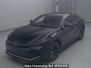 Toyota Crown Crossover TZSH35