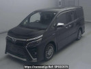 Toyota Voxy ZWR80W