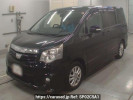 Toyota Noah ZRR70W