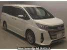 Toyota Noah ZWR80W