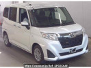 Toyota Roomy M900A