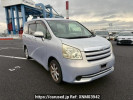 Toyota Noah ZRR70G