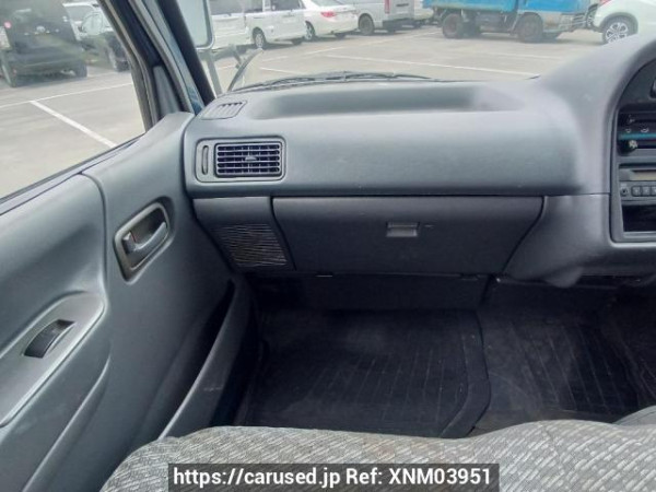 Used 2004 AT toyota hiace-van TRH112V Image[17]