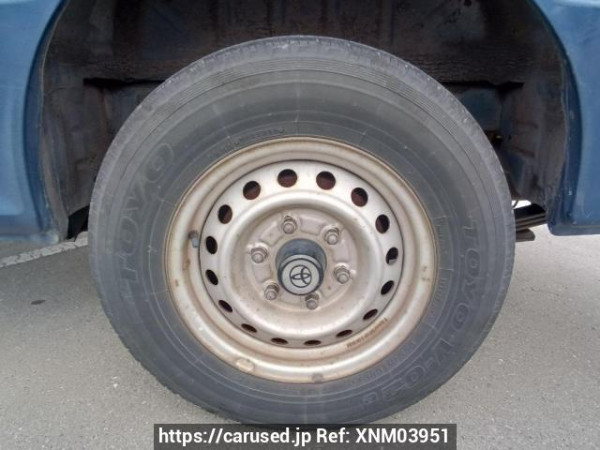 Used 2004 AT toyota hiace-van TRH112V Image[28]