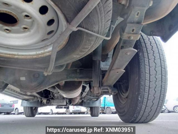 Used 2004 AT toyota hiace-van TRH112V Image[37]