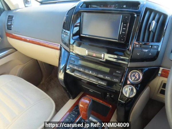 Used 2014 AT toyota land-cruiser URJ202W Image[30]