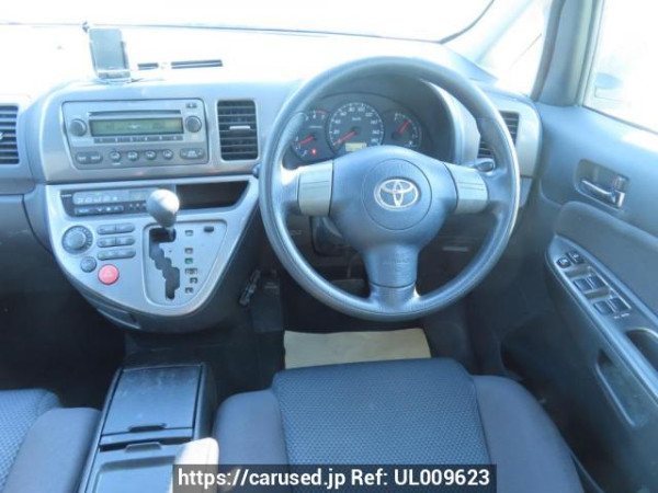 Used 2003 AT toyota wish ZNE10G Image[25]