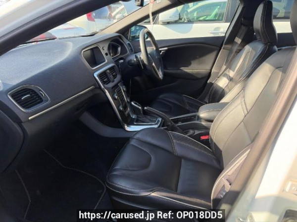 Used 2015 AT volvo v40 MB420 Image[8]