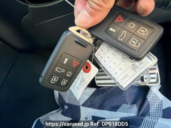 Used 2015 AT volvo v40 MB420 Image[16]