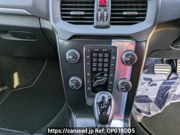 Used 2015 AT volvo v40 MB420 Image[24]