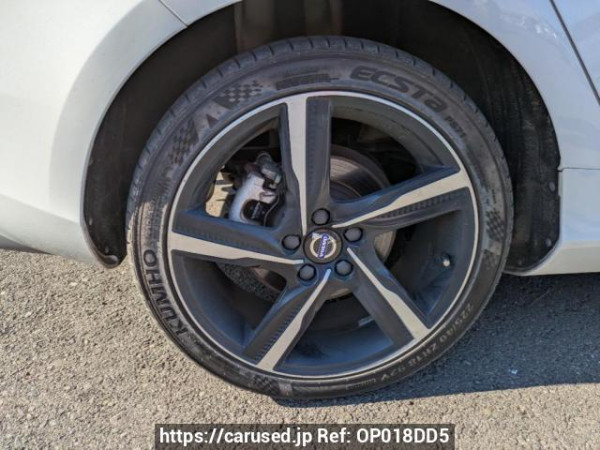 Used 2015 AT volvo v40 MB420 Image[34]