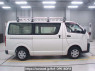 Used 2014 MT toyota hiace-van TRH200V Image[2]