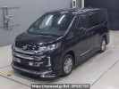 Toyota Noah MZRA95W