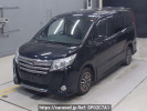 Toyota Noah ZRR85W