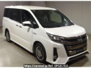 Toyota Noah ZWR80W