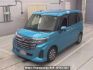 Toyota Roomy M900A