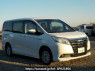 Used 2016 AT toyota noah ZWR80G Image[0]
