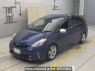 Used 2011 AT toyota prius-alpha ZVW41W Image[0]