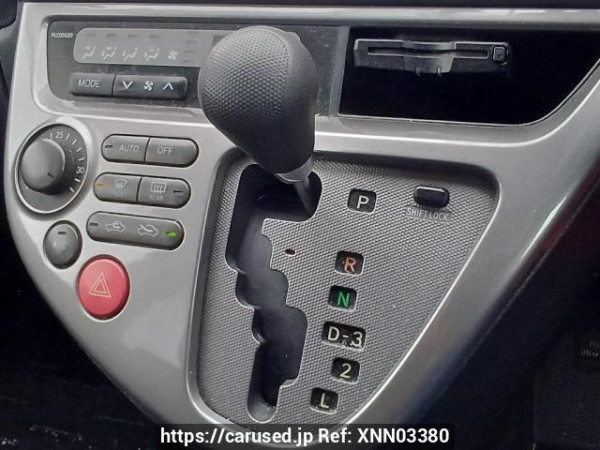 Used 2005 AT toyota wish ZNE10G Image[27]