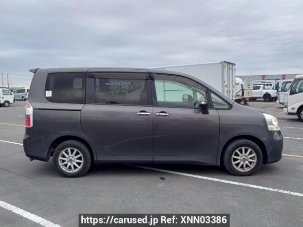 Used 2010 AT toyota noah ZRR70G Image[7]
