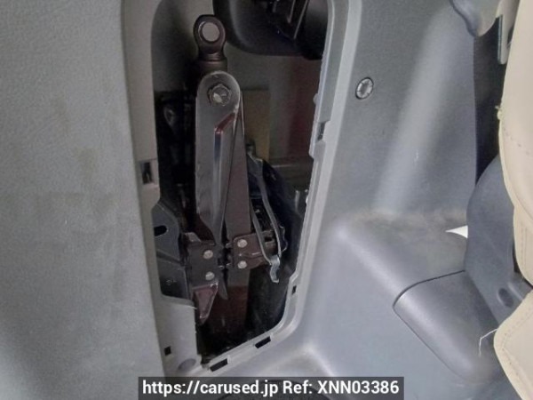 Used 2010 AT toyota noah ZRR70G Image[44]