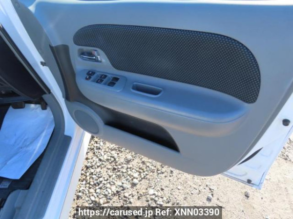 Used 2004 AT toyota sienta NCP81G Image[24]