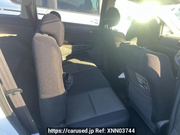 Used 2003 AT toyota wish ZNE10G Image[7]