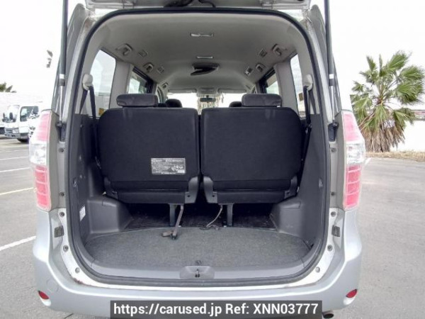 Used 2008 AT toyota noah ZRR70G Image[8]