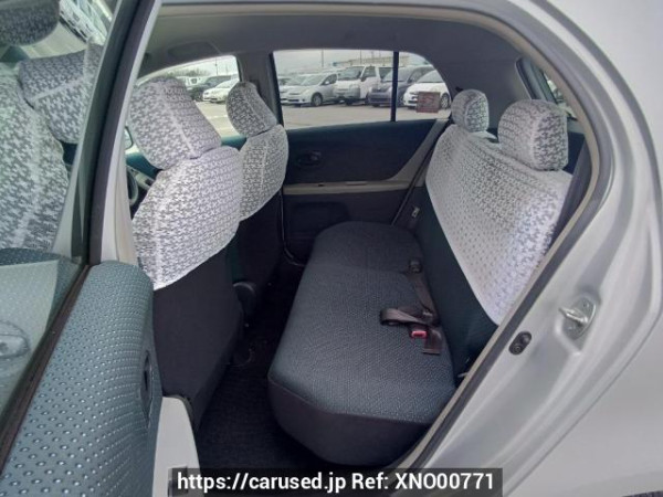 Used 2005 AT toyota vitz KSP90 Image[16]