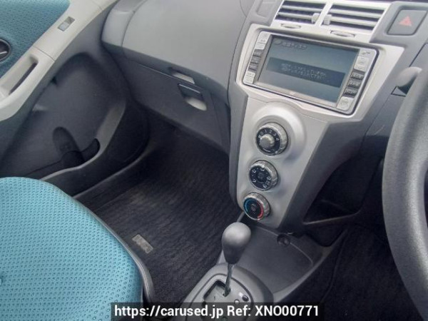 Used 2005 AT toyota vitz KSP90 Image[20]