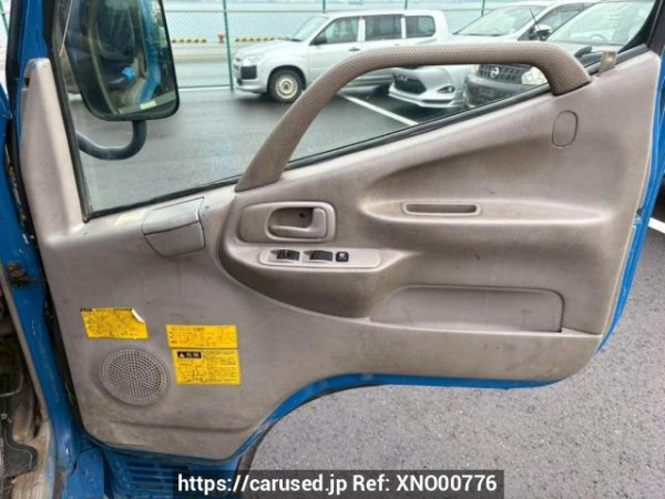 Used 2000 MT hino dutro XZU322T Image[25]