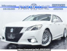 Toyota Crown Hybrid AWS210