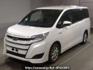 Toyota Noah ZWR80G
