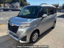 Toyota Roomy M900A