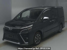 Toyota Voxy ZRR80W