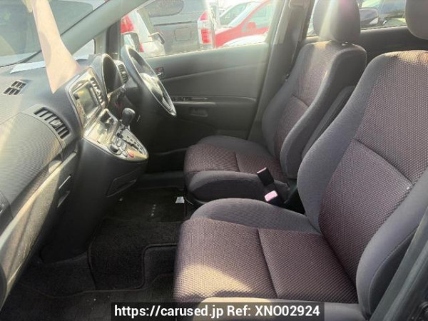 Used 2005 AT toyota wish ZNE10G Image[9]