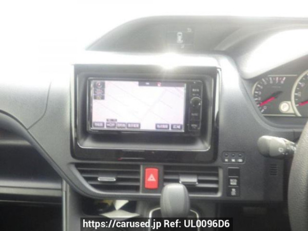 Used 2015 AT toyota voxy ZRR85G Image[21]