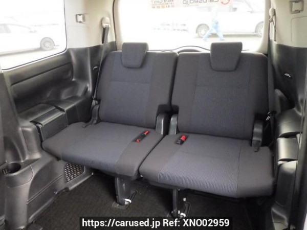 Used 2015 AT toyota noah ZRR80G Image[17]