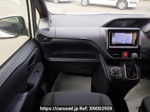 Used 2015 AT toyota noah ZRR80G Image[20]