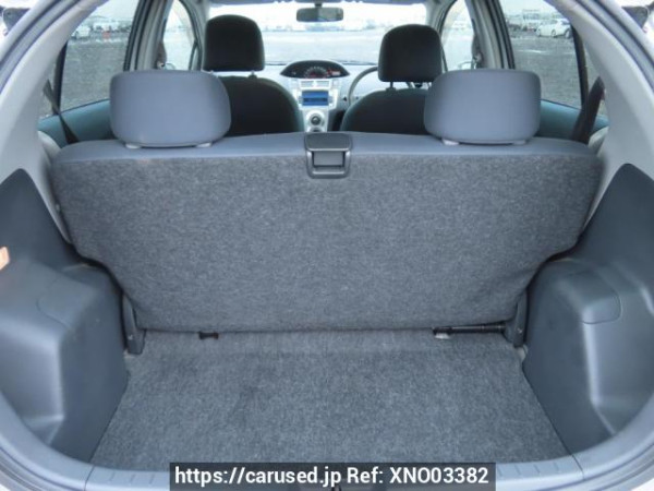 Used 2005 AT toyota vitz KSP90 Image[9]